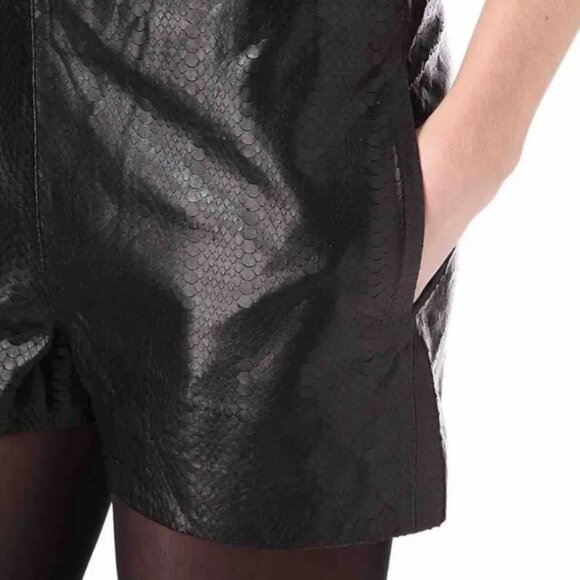 J BRAND TULLIA LEATHER SHORT SHORTS - SNAKESKIN TEXTURE EMBOSSED PRINT - REAL - Picture 4 of 14